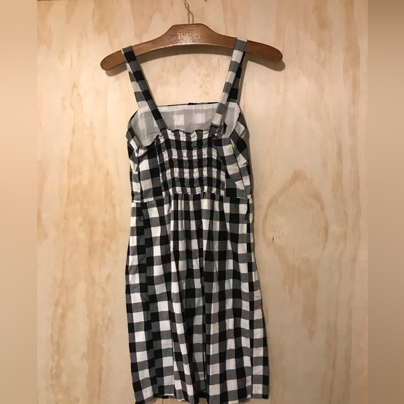 BB Dakota summer dress with stretch back size Medium - Picture 2 of 2